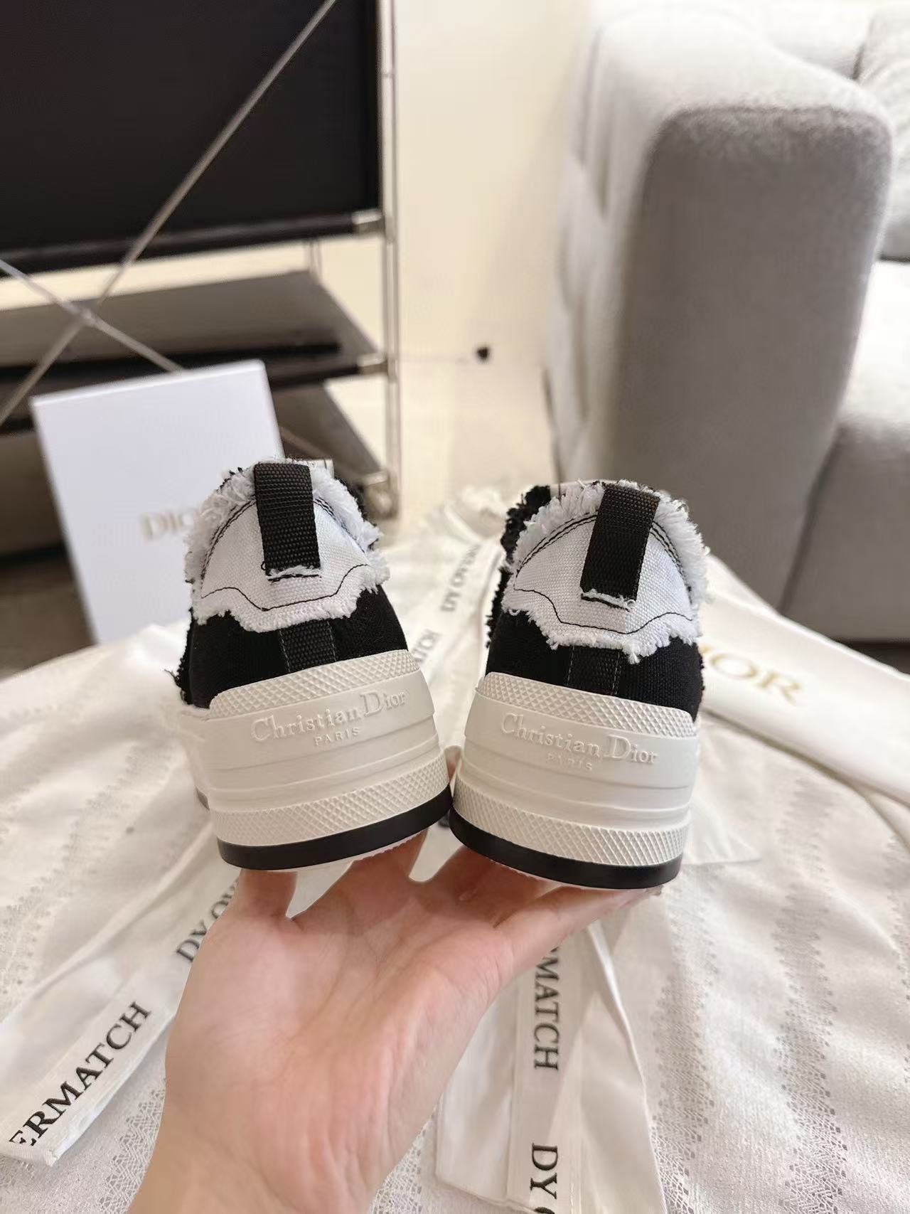 DI0R 高品質厚底キャンバススニーカー【50％割引+送料無料】