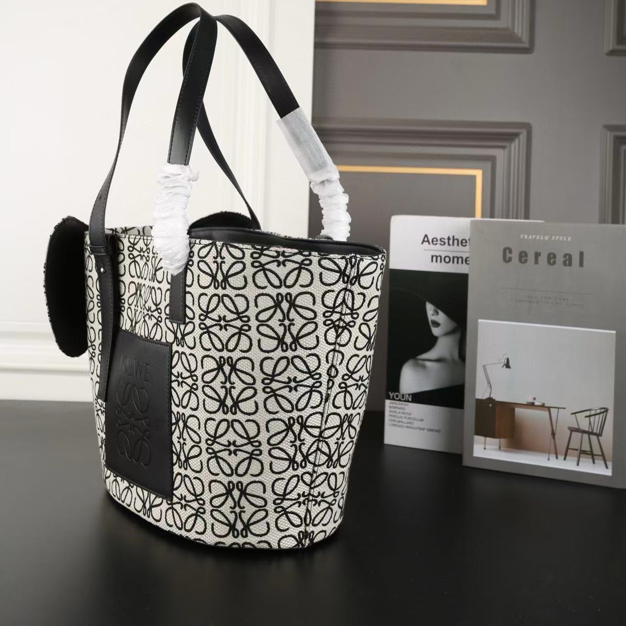 L0WEW エレファント トートバッグ【 50％割引+送料無料】