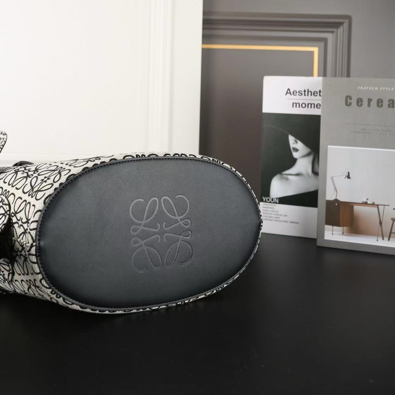 L0WEW エレファント トートバッグ【 50％割引+送料無料】