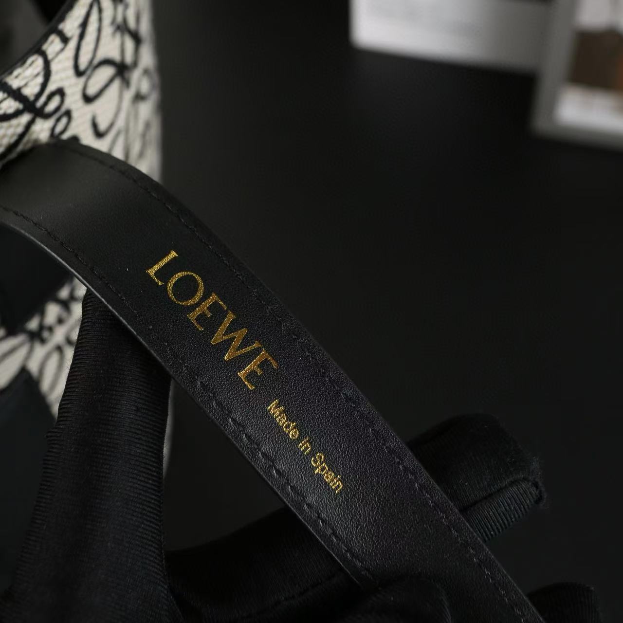 L0WEW エレファント トートバッグ【 50％割引+送料無料】