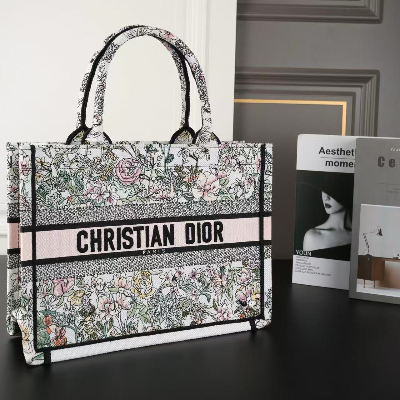 DI0R 花と星座の刺繍トートバッグ【 50％割引+送料無料】