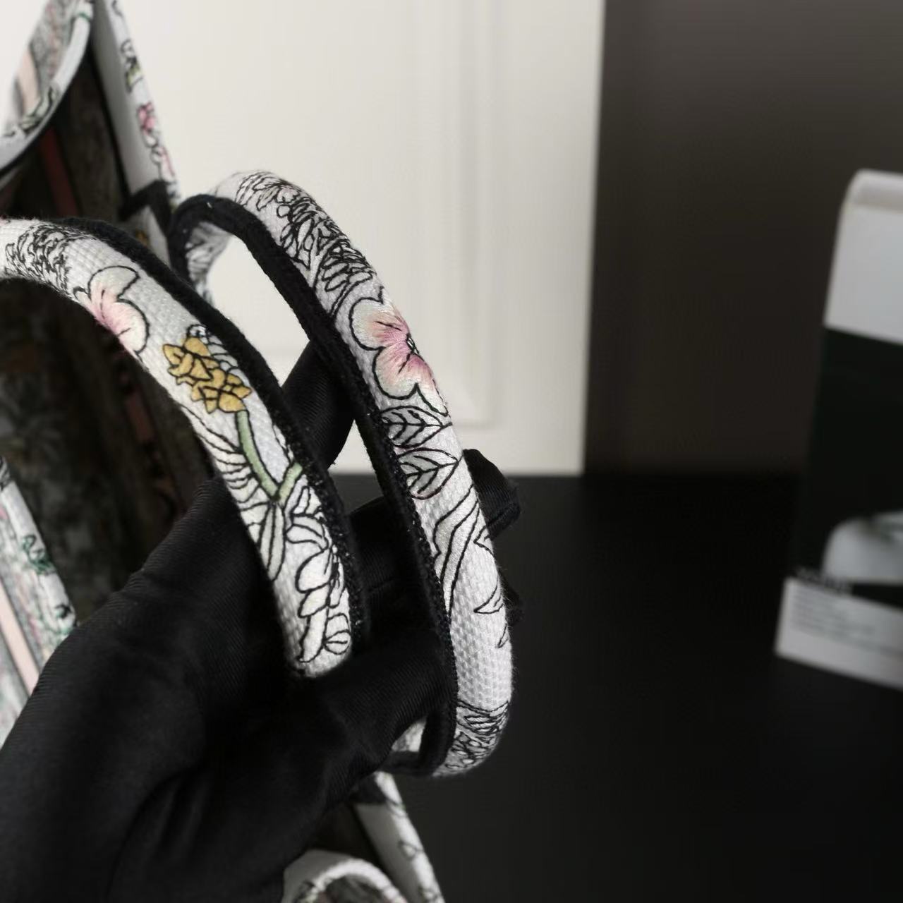 DI0R 花と星座の刺繍トートバッグ【 50％割引+送料無料】