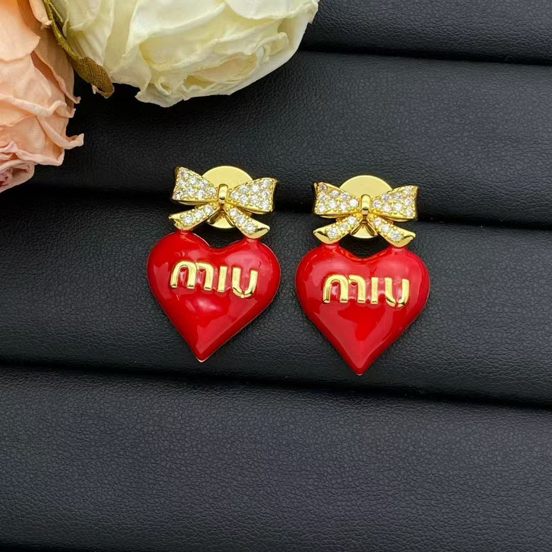 M1UM1U ボウハートイヤリング【 50％割引+送料無料】