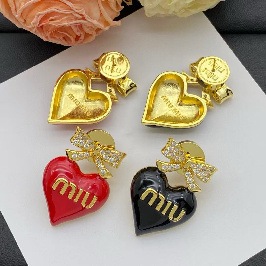 M1UM1U ボウハートイヤリング【 50％割引+送料無料】