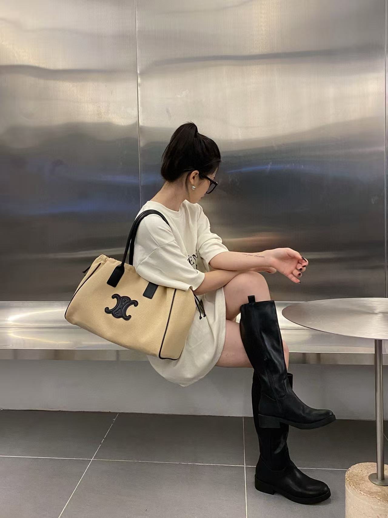 CEL1NE 凱旋門ドローストリングトートバッグ【 50％割引+送料無料】