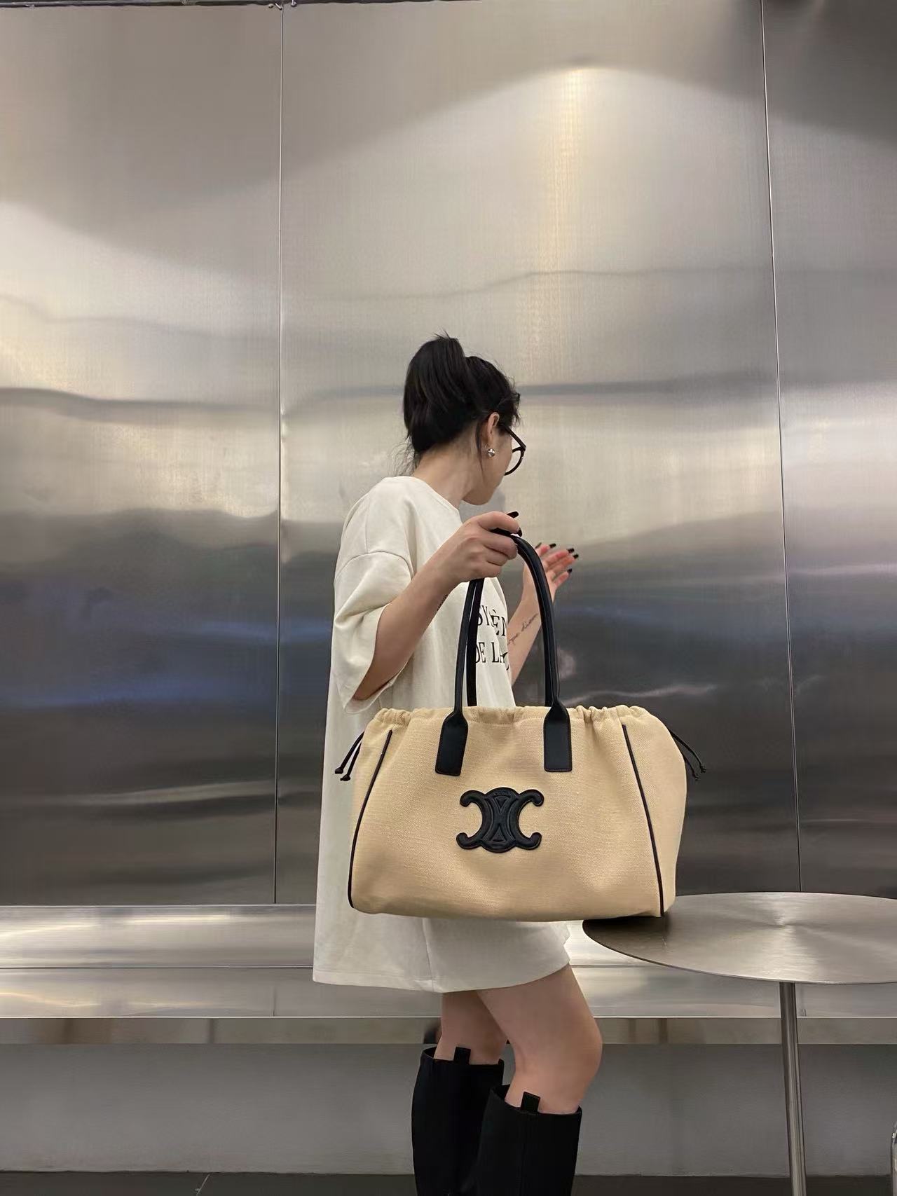 CEL1NE 凱旋門ドローストリングトートバッグ【 50％割引+送料無料】