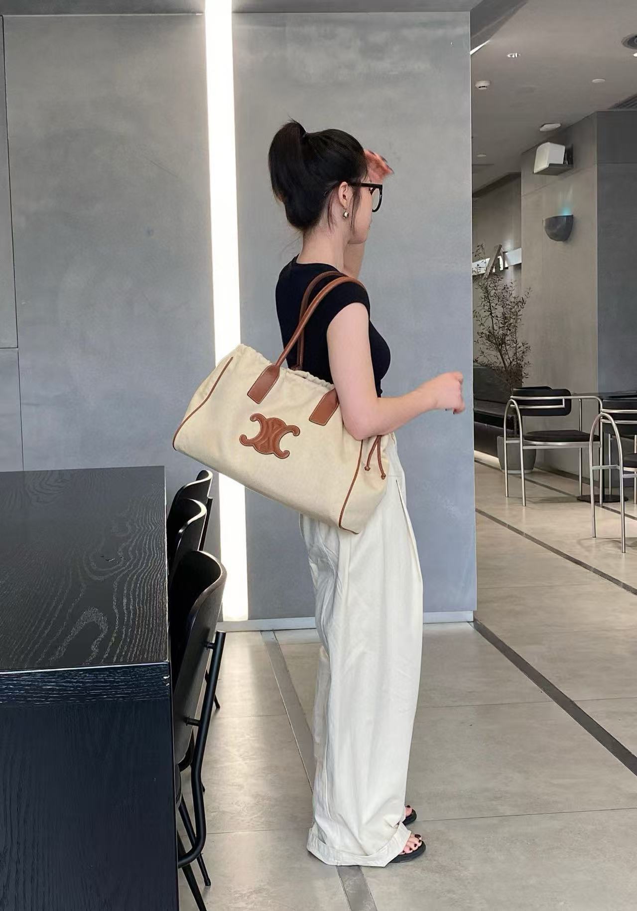 CEL1NE 凱旋門ドローストリングトートバッグ【 50％割引+送料無料】