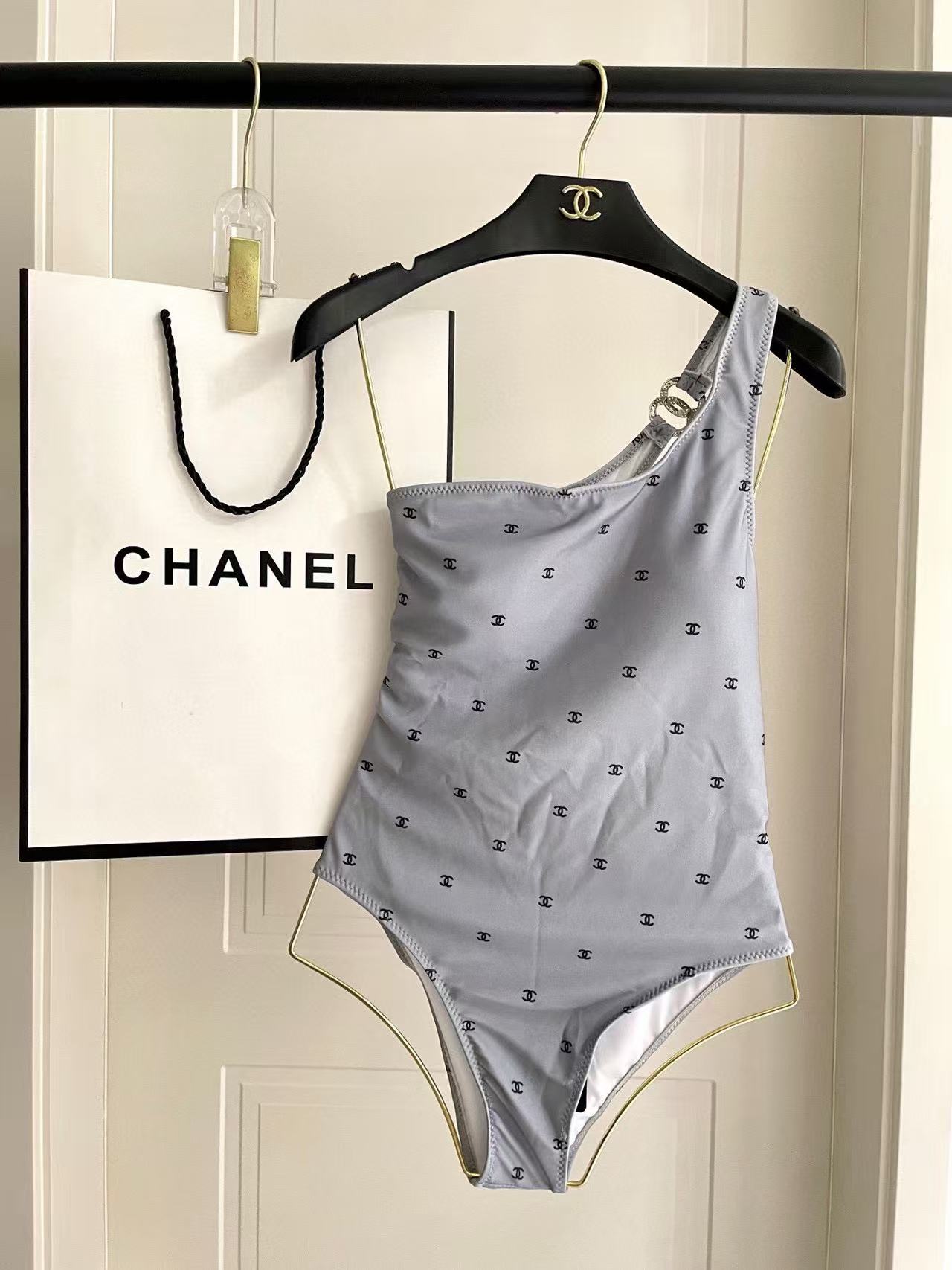 CHANE1 フルロゴ ワンショルダー ワンピース水着【 50％割引+送料無料】