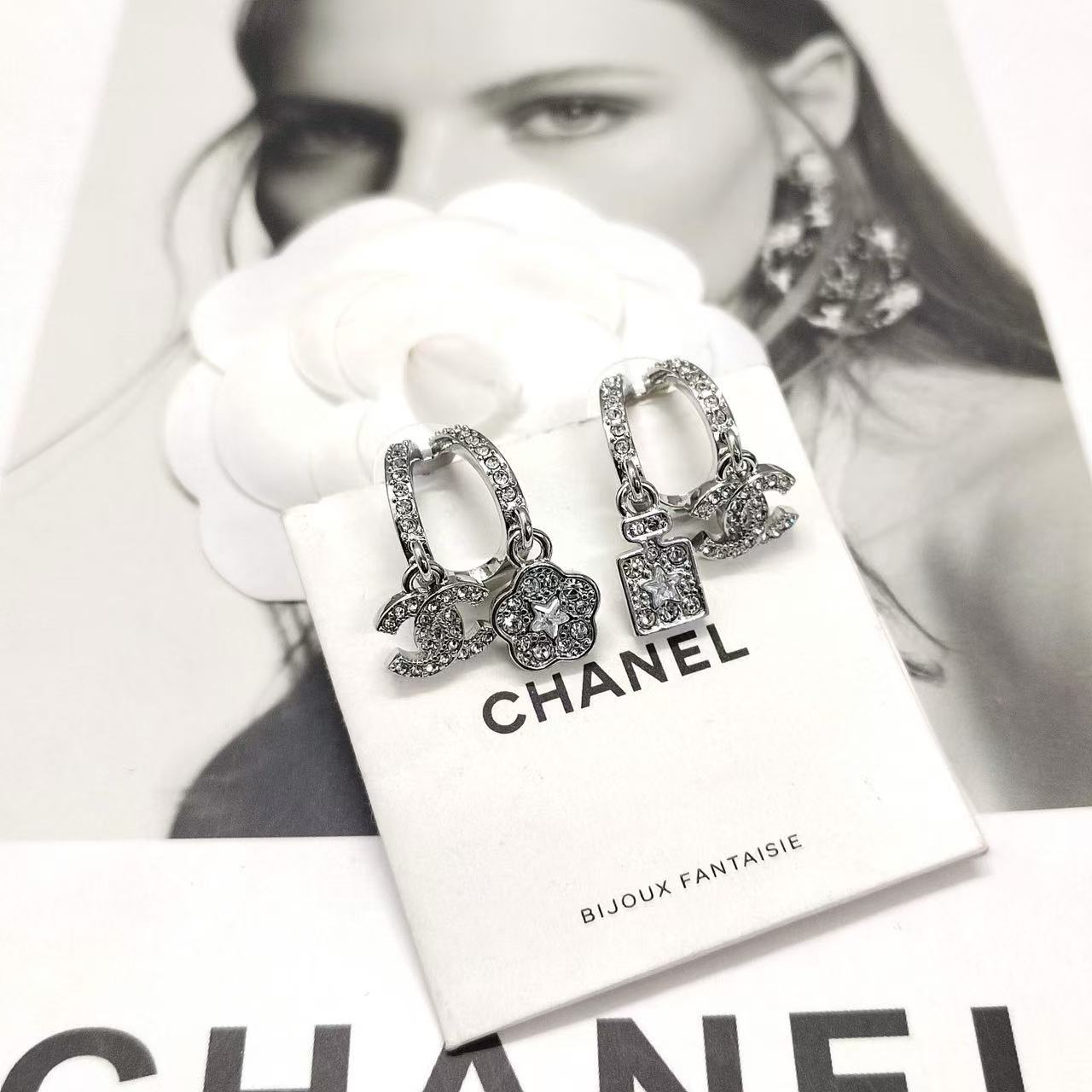 CHANE1 フラワーダイヤモンドイヤリング【 50％割引+送料無料】