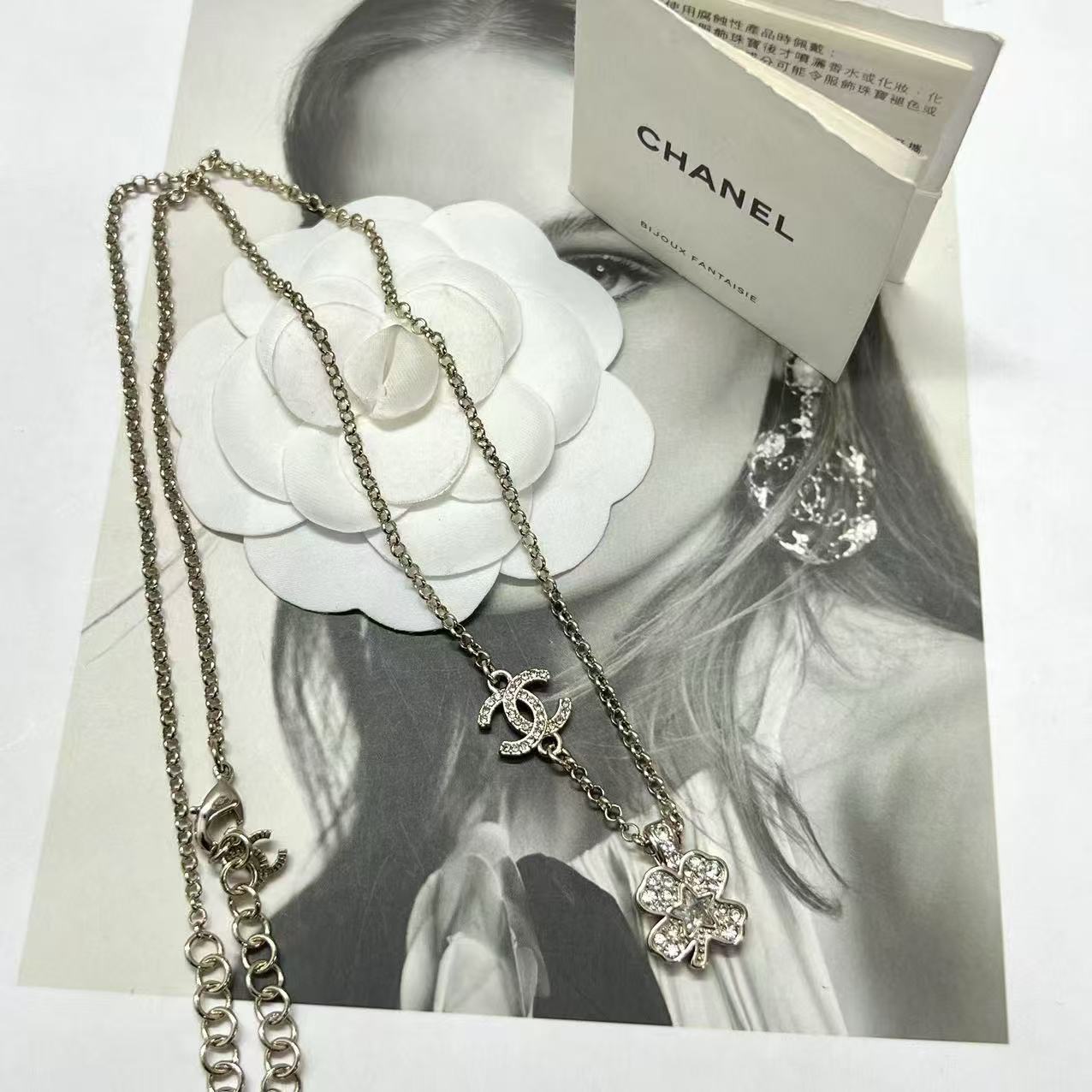 CHANE1 四つ葉のクローバー ダブルC ダイヤモンドネックレス【 50％割引+送料無料】