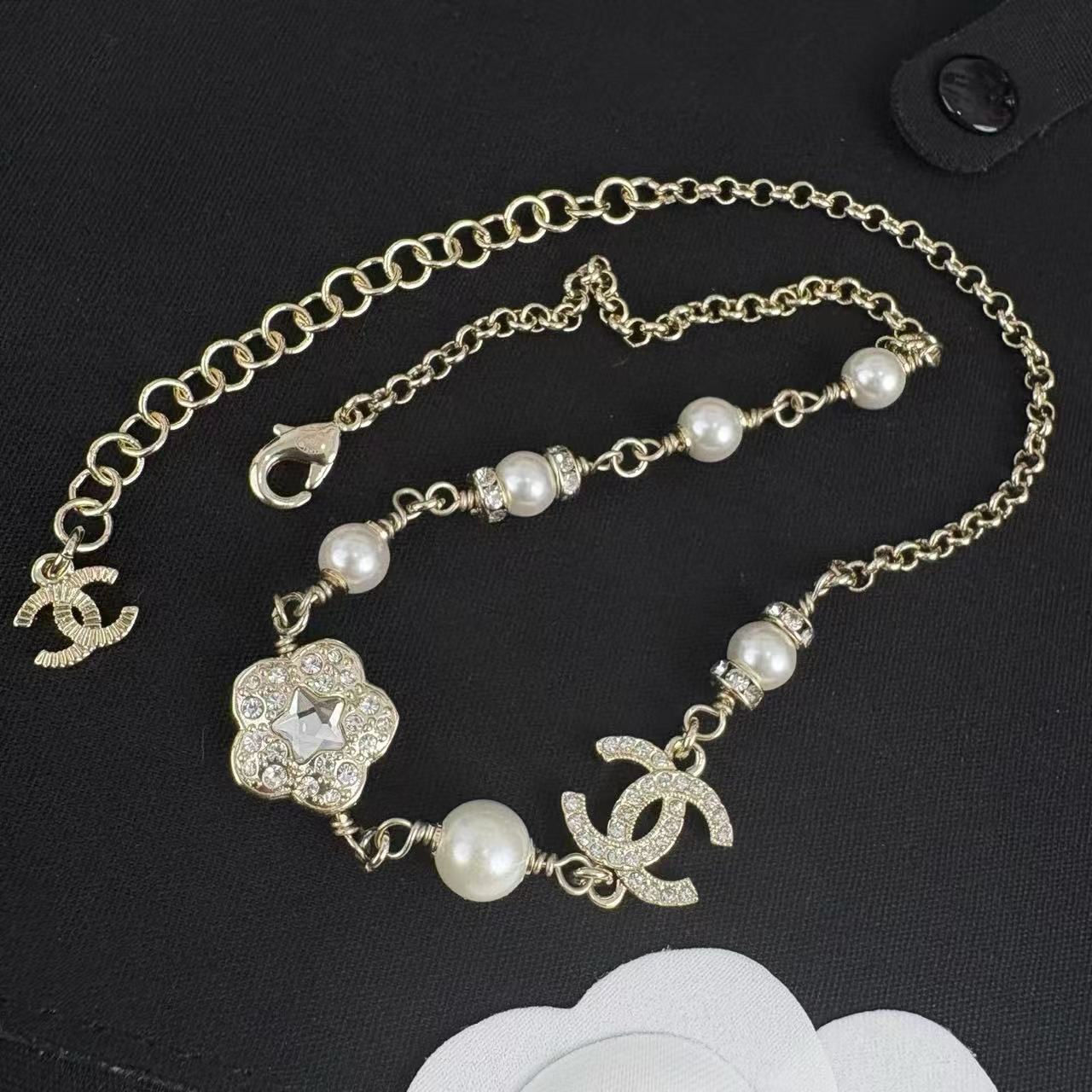 CHANE1 フラワーパール ダブルCネックレス【50％割引+送料無料】