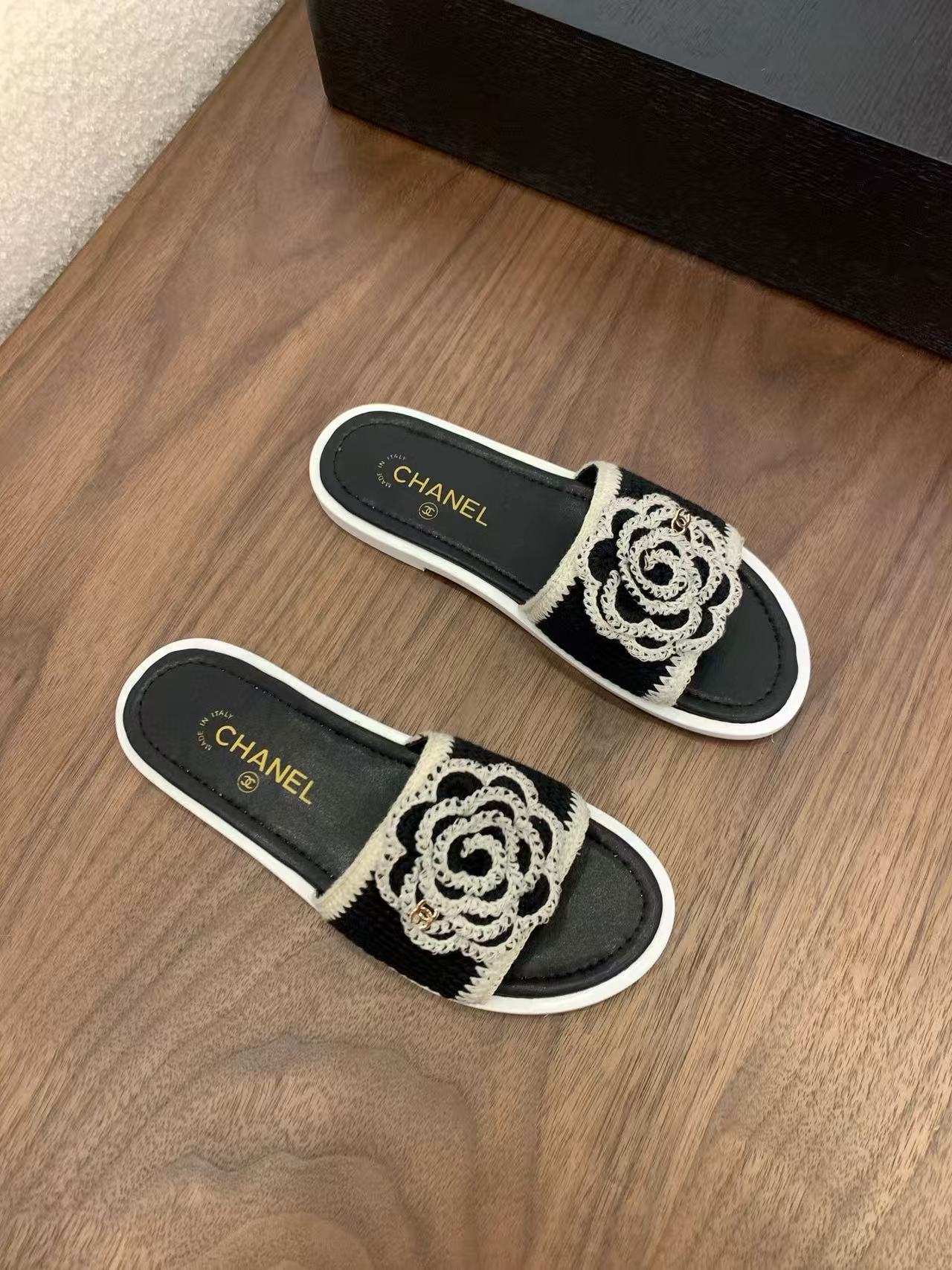 CHANE1 高品質カメリアスリッパ【50％割引+送料無料】