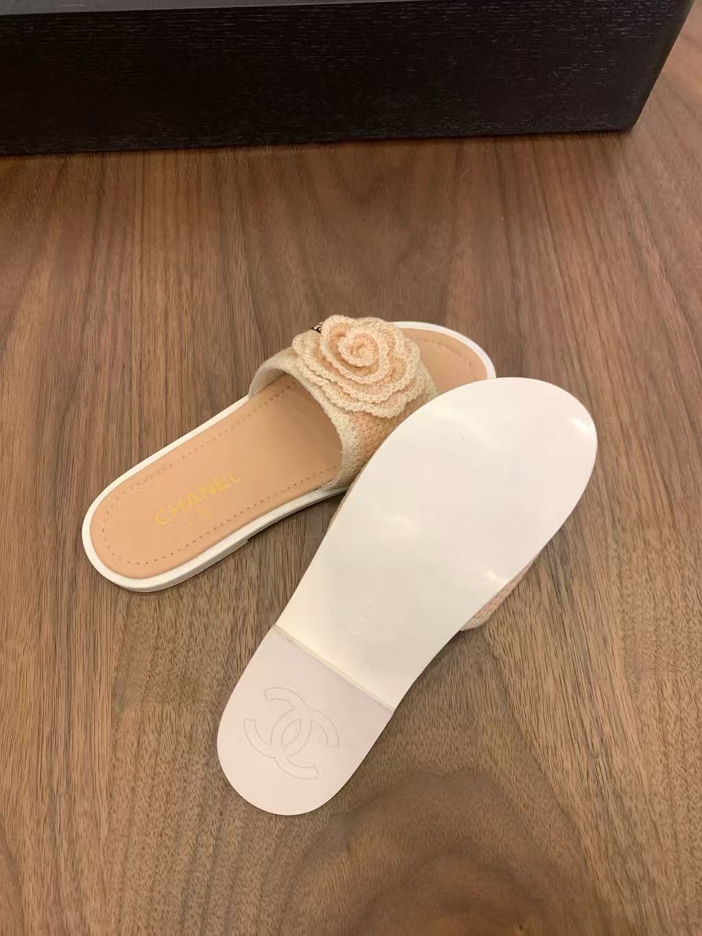 CHANE1 高品質カメリアスリッパ【50％割引+送料無料】