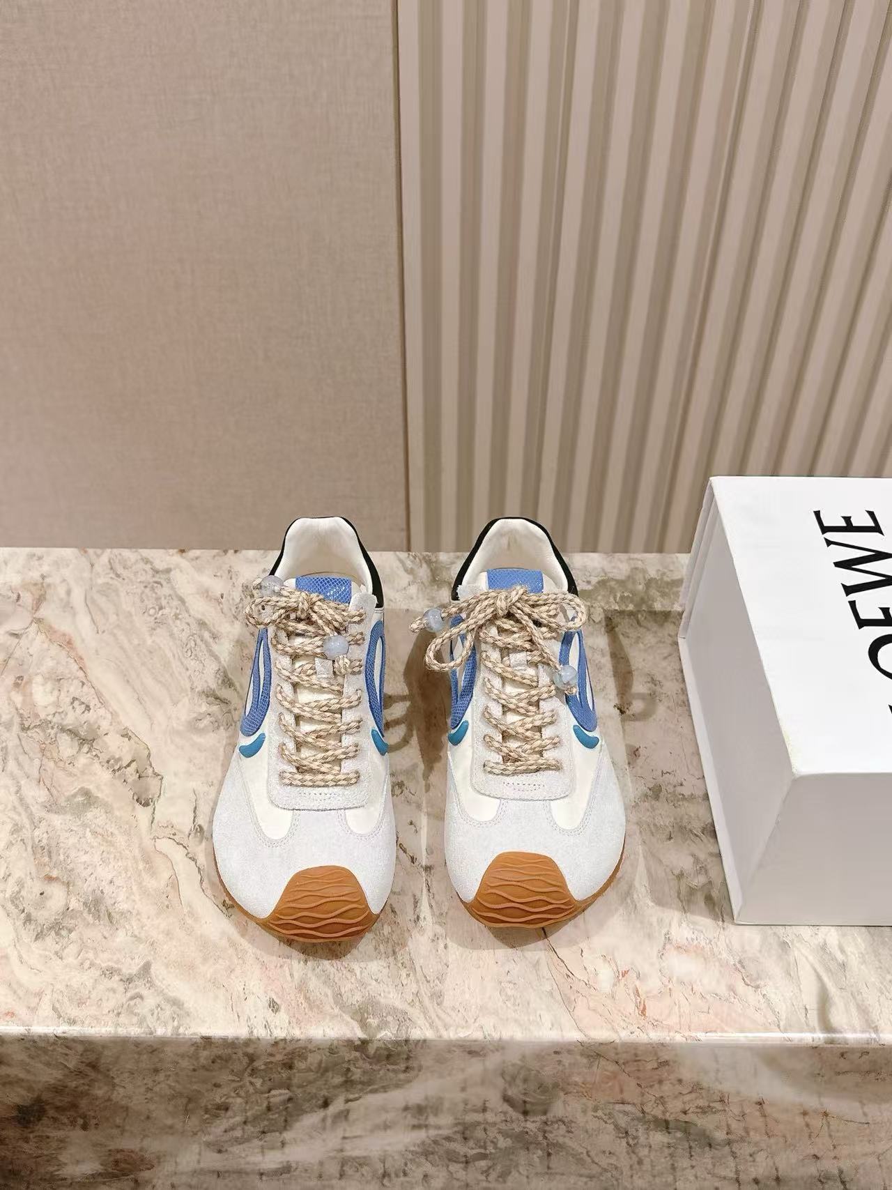 L0WEWの高品質カジュアルシューズ【50％割引+送料無料】