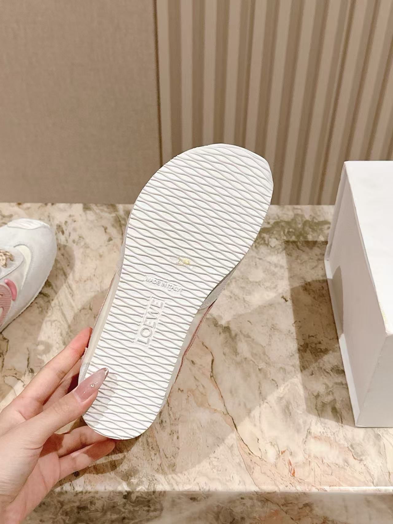 L0WEWの高品質カジュアルシューズ【50％割引+送料無料】