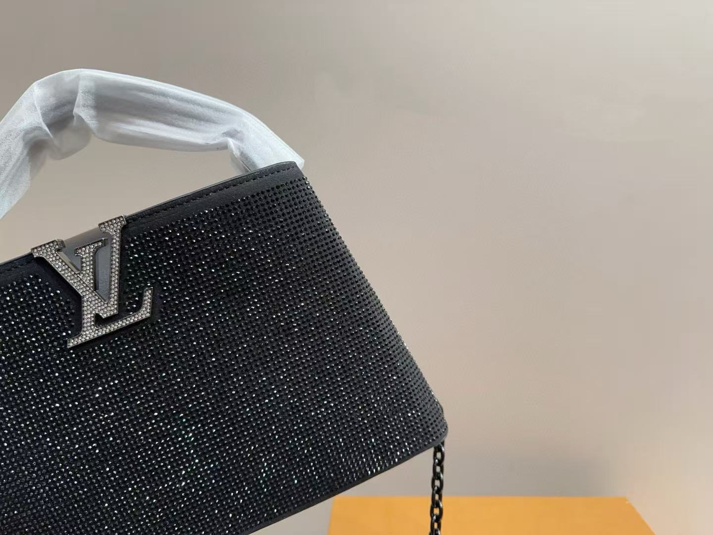 LV capucinesダイヤモンドハンドバッグ 【 50％割引+送料無料】