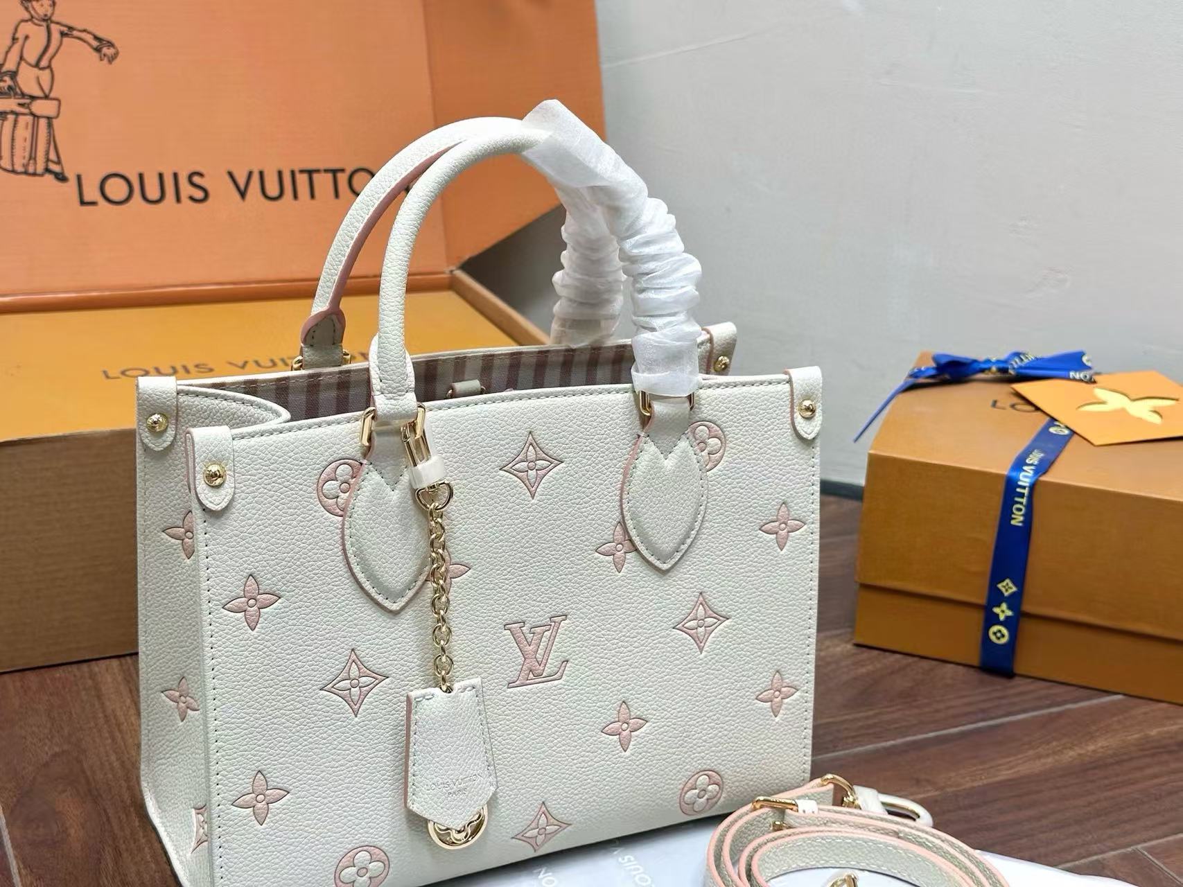 LVクリームホワイトジャングルショッピングバッグ【 50％割引+送料無料】