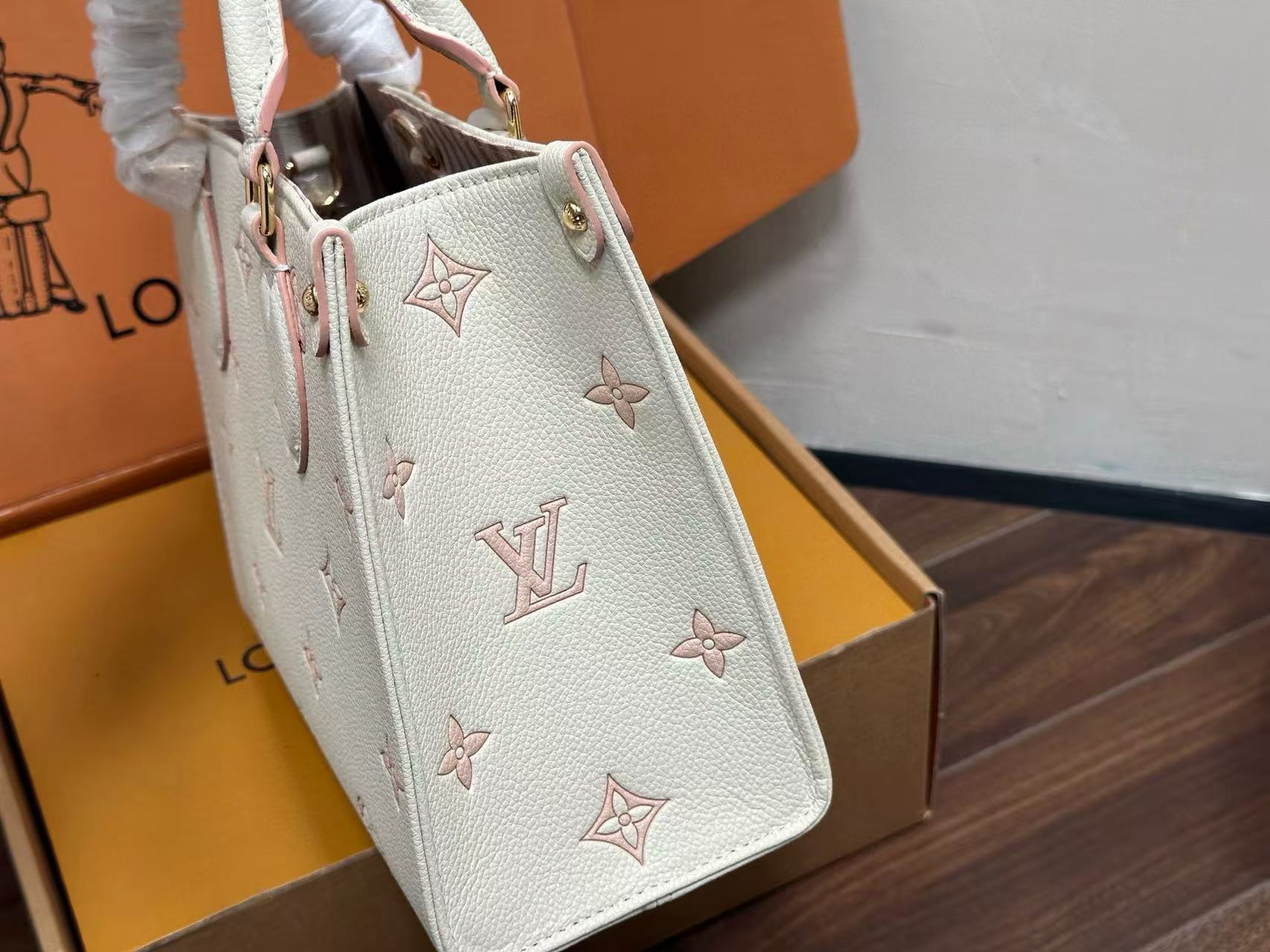 LVクリームホワイトジャングルショッピングバッグ【 50％割引+送料無料】