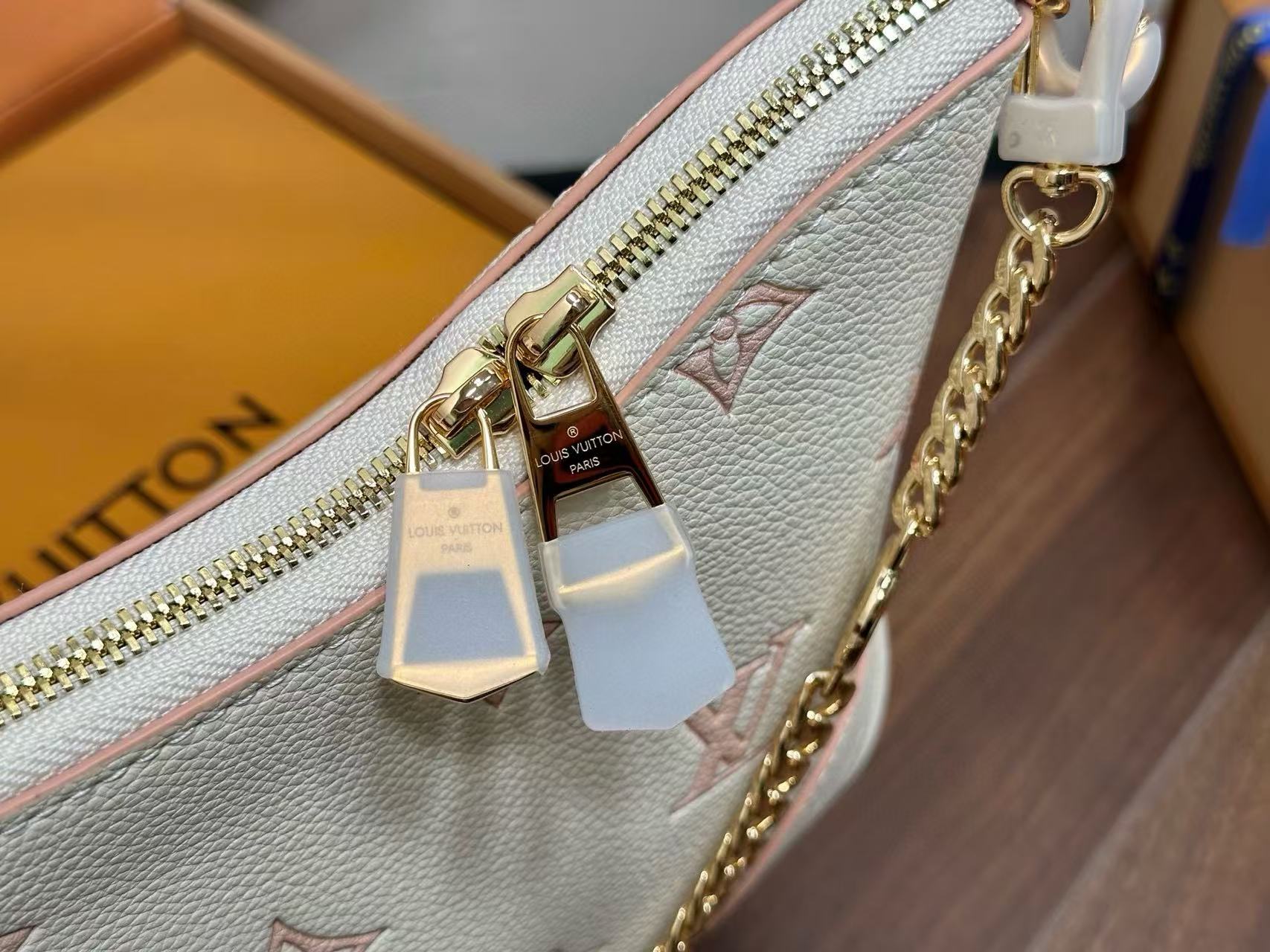 LVホーンチェーンバッグ【 50％割引+送料無料】