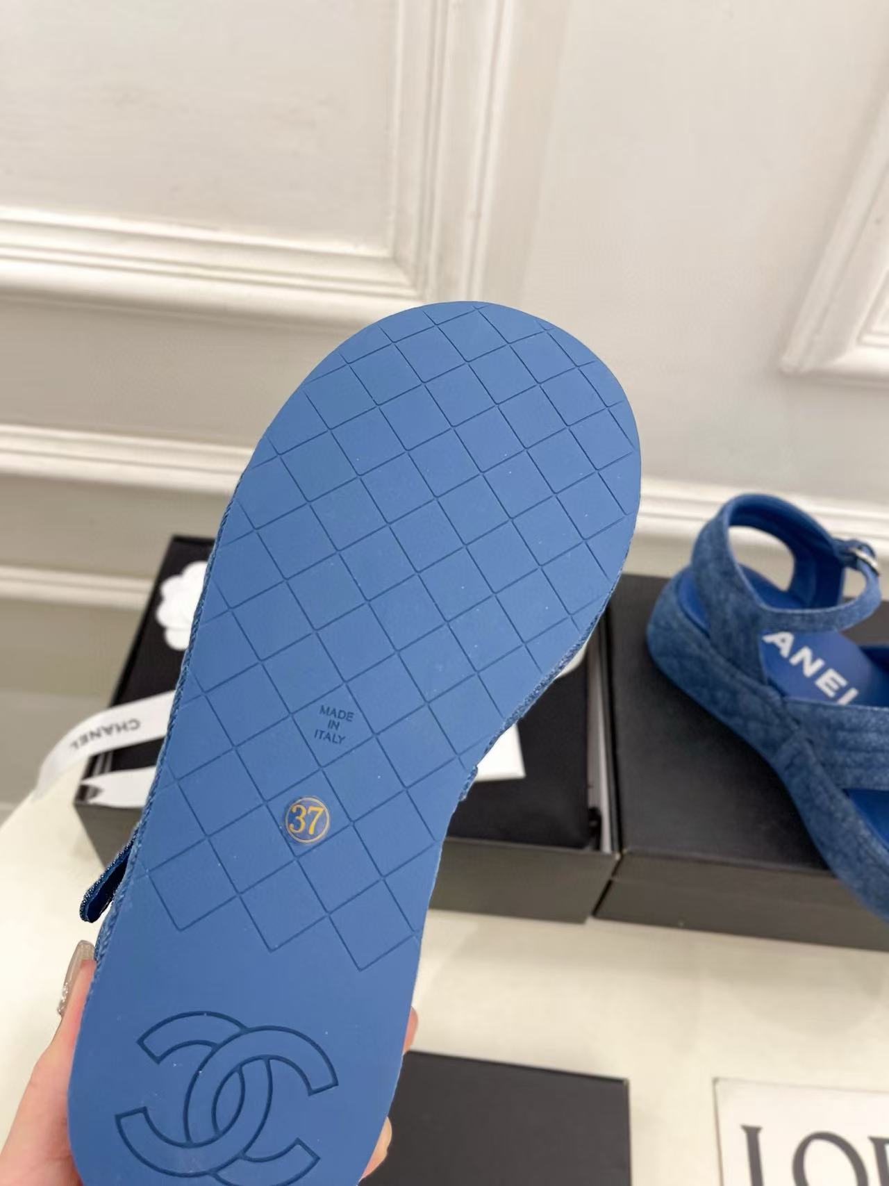 CHANE1 高品質カメリアプラットフォームサンダル【50％割引+送料無料】