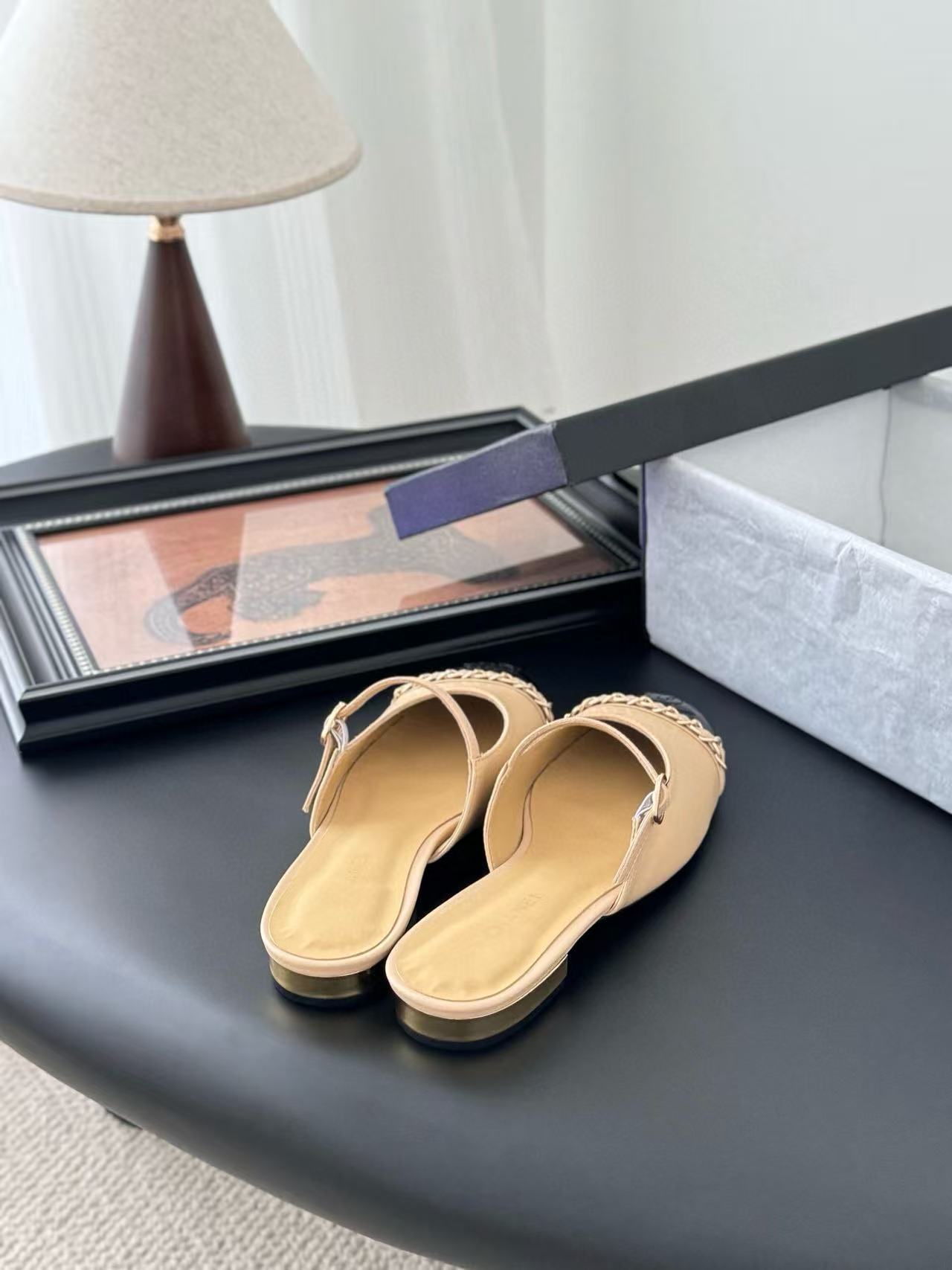 CHANE1 高品質チェーンスリッパ【50％割引+送料無料】