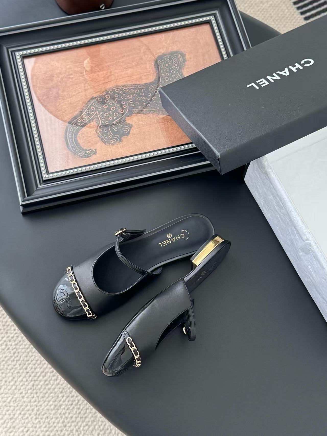 CHANE1 高品質チェーンスリッパ【50％割引+送料無料】