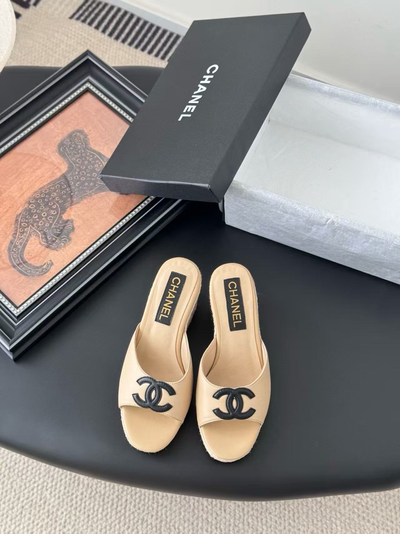 CHANE1 高品質ダブルC厚底スリッパ【50％割引+送料無料】