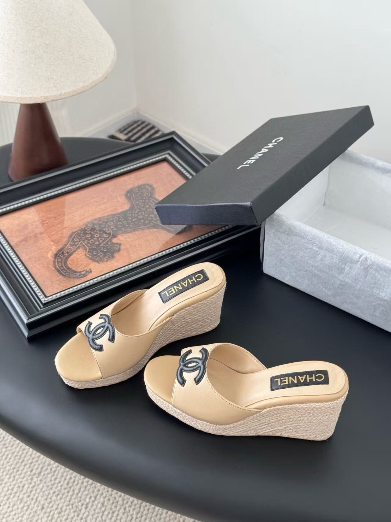 CHANE1 高品質ダブルC厚底スリッパ【50％割引+送料無料】