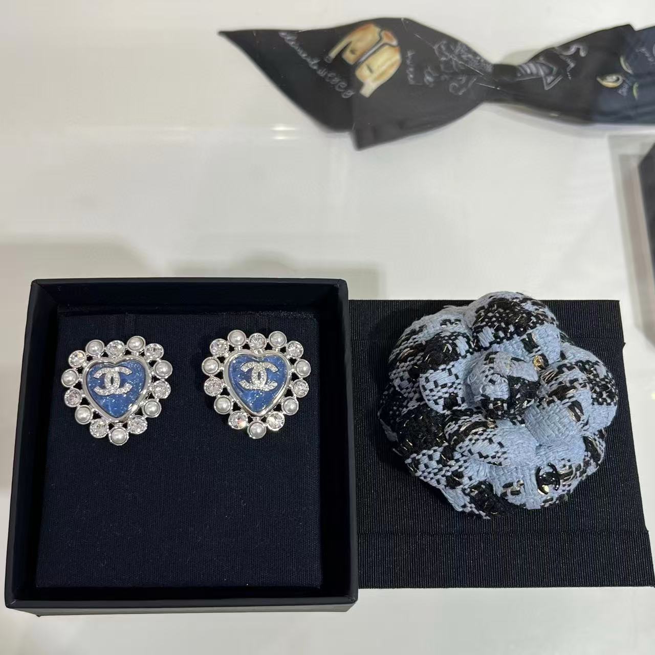 CHANE1 ハートブルーパールイヤリング【 50％割引+送料無料】