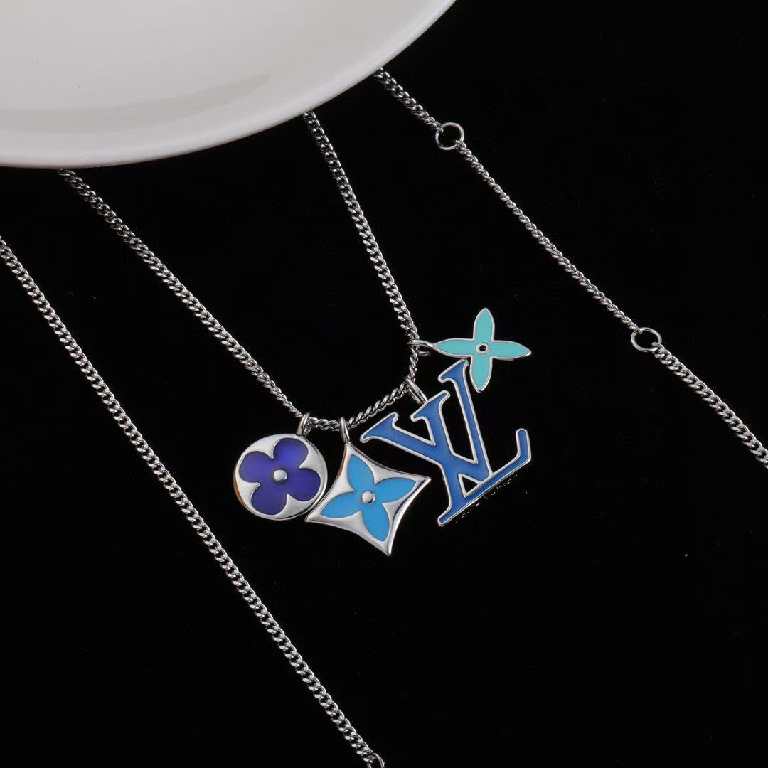 LV四つ葉のクローバーネックレス【 50％割引+送料無料】