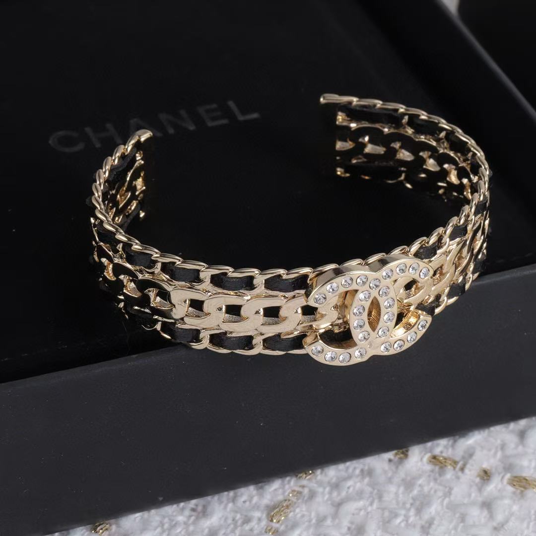 CHANE1 ダブルCレザーブレスレット【 50％割引+送料無料】