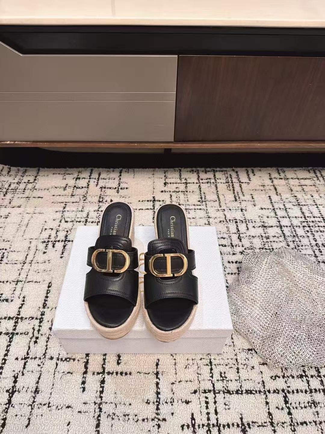 DI0R 高品質牛革編み厚底シューズ【50％割引+送料無料】