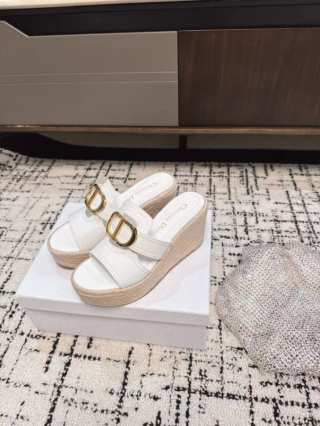 DI0R 高品質牛革編み厚底シューズ【50％割引+送料無料】