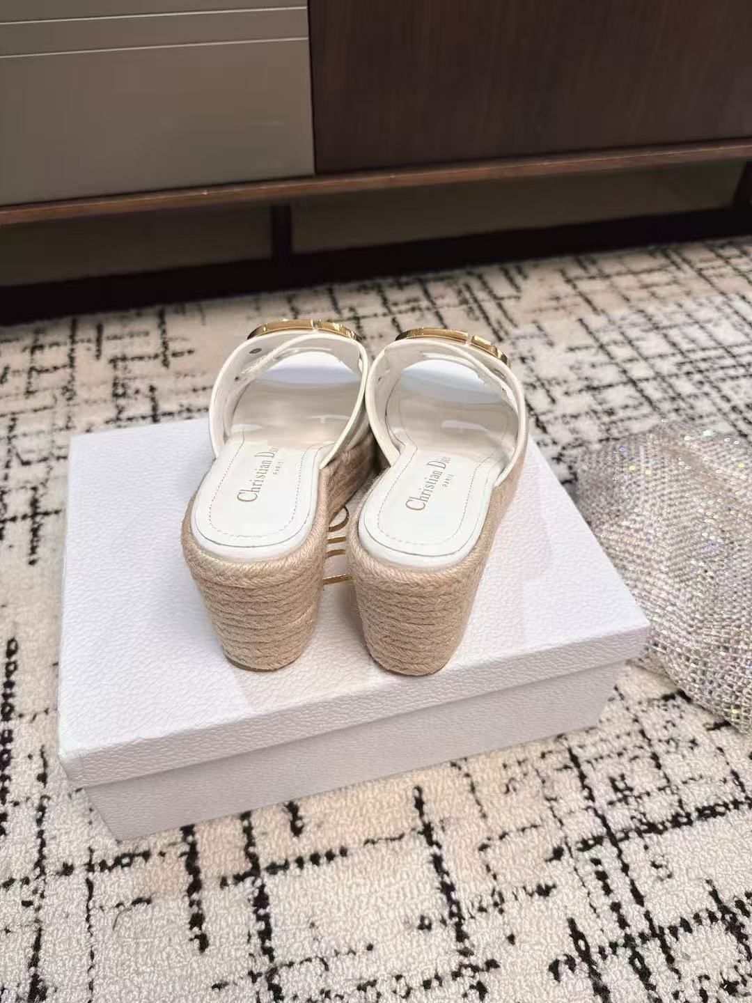 DI0R 高品質牛革編み厚底シューズ【50％割引+送料無料】