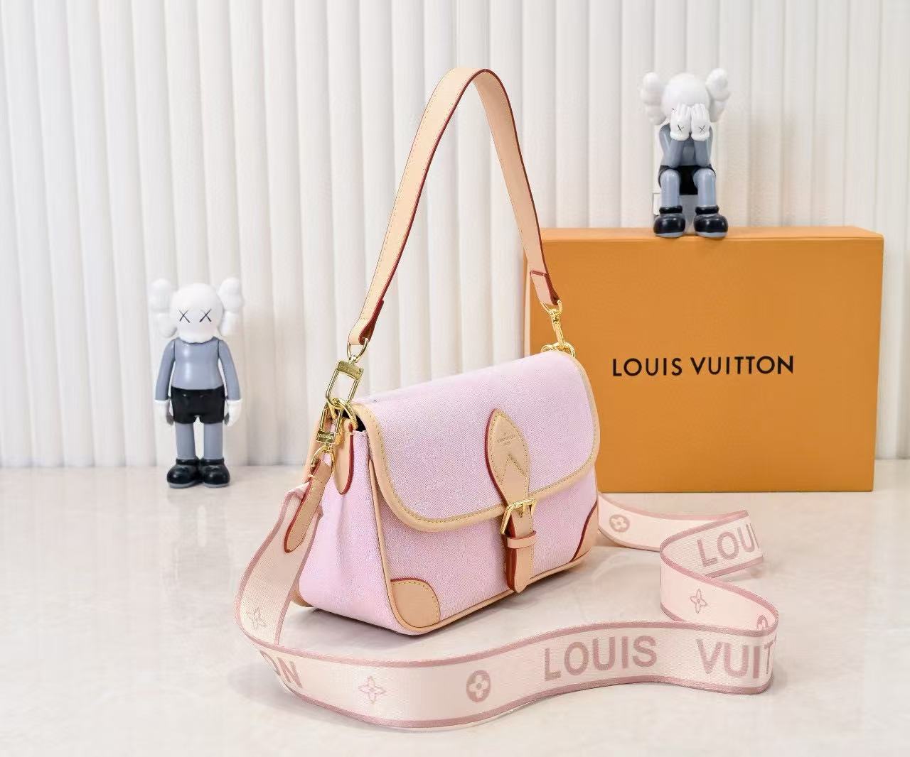 LVピンクのバゲットショルダーバッグ【 50％割引+送料無料】