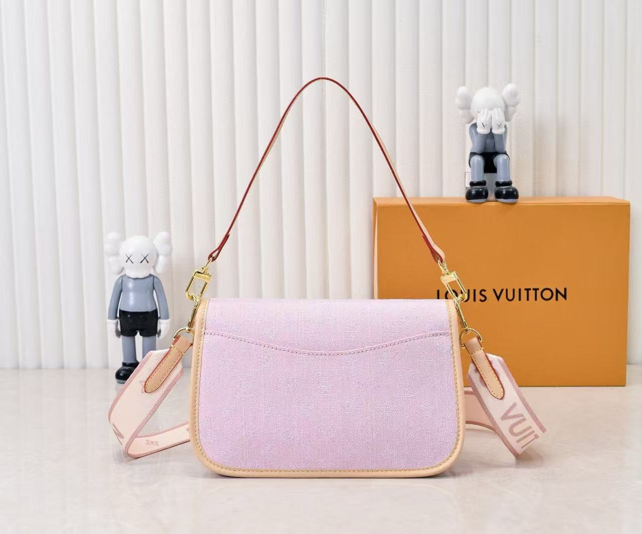 LVピンクのバゲットショルダーバッグ【 50％割引+送料無料】