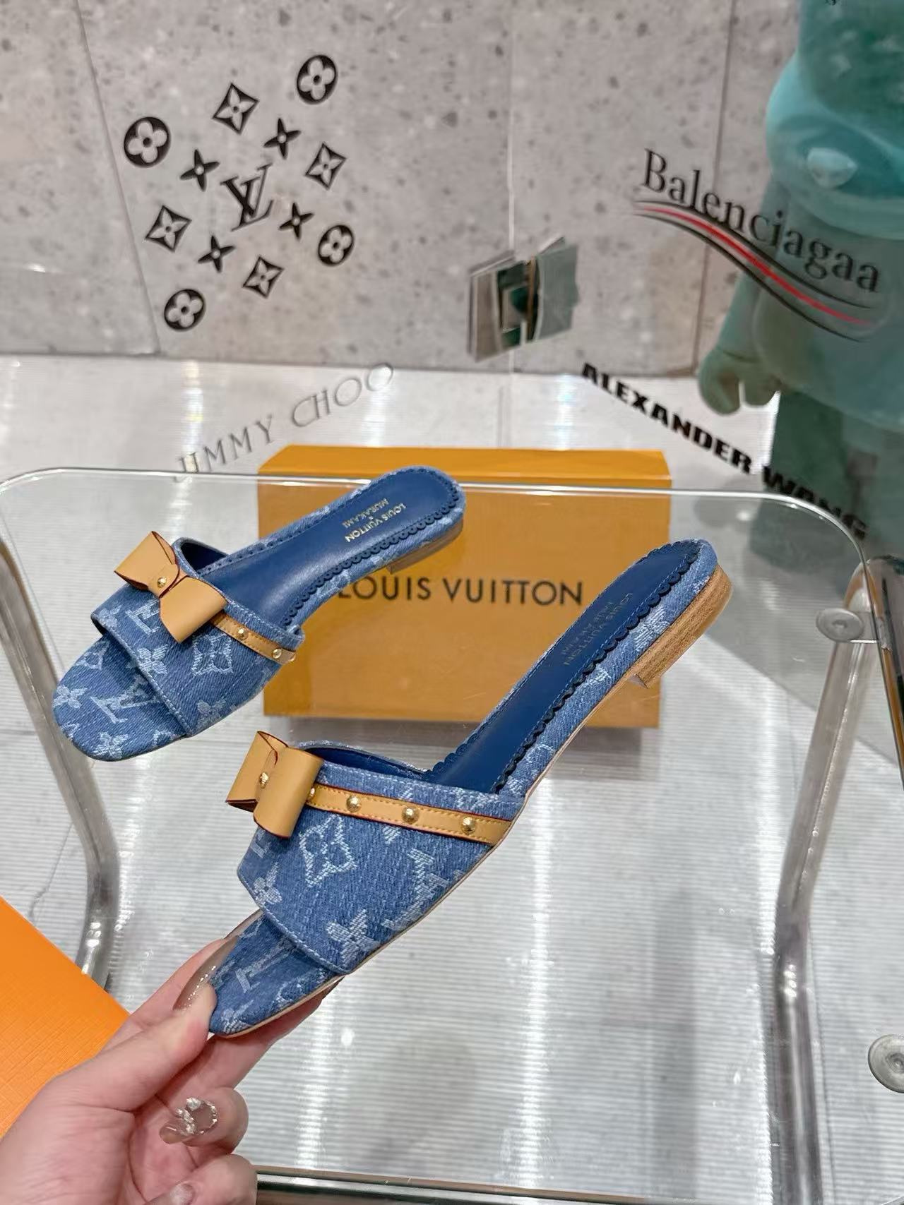 LVの高品質ボウフラットシューズ【50％割引+送料無料】