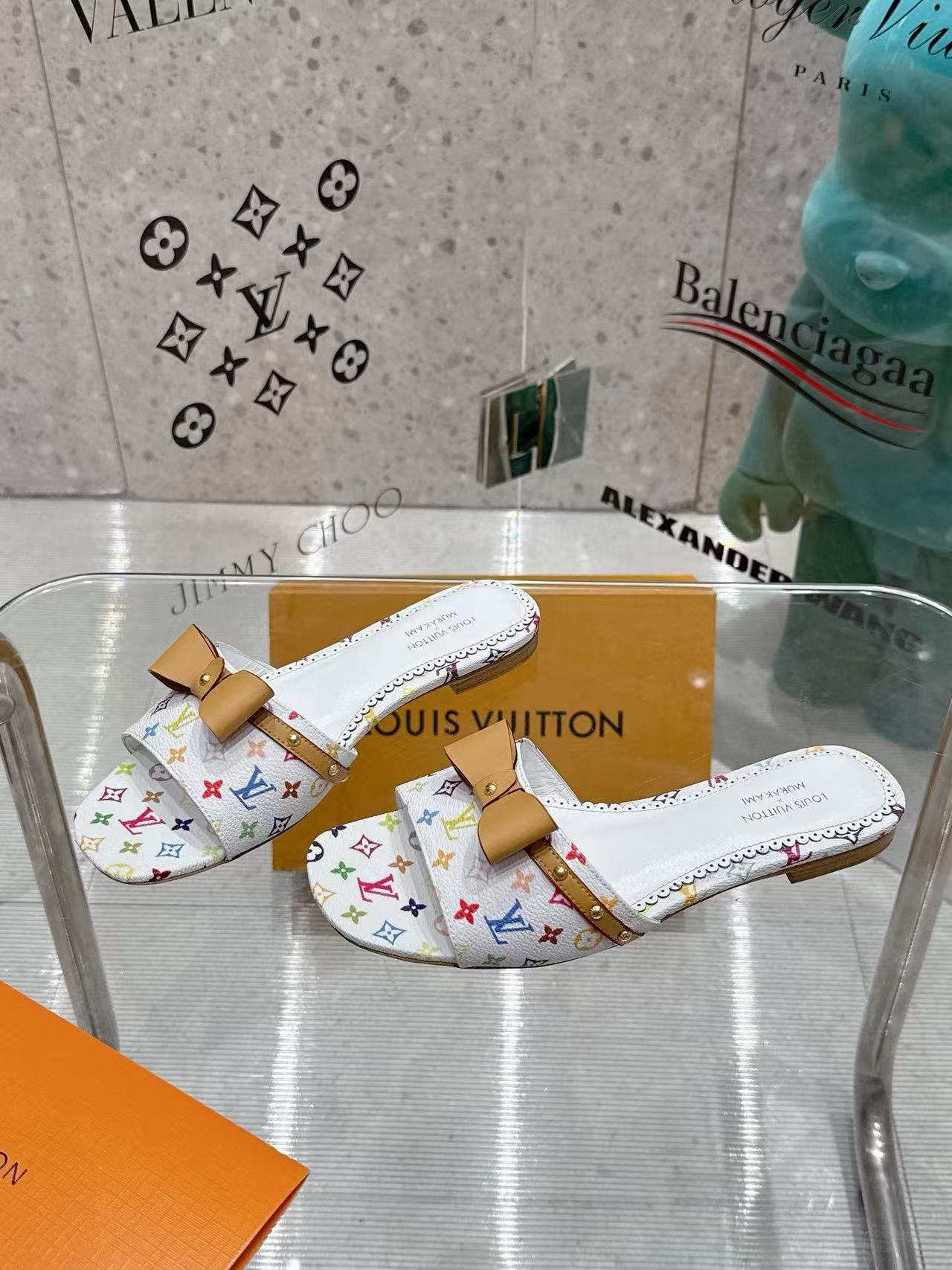 LVの高品質ボウフラットシューズ【50％割引+送料無料】