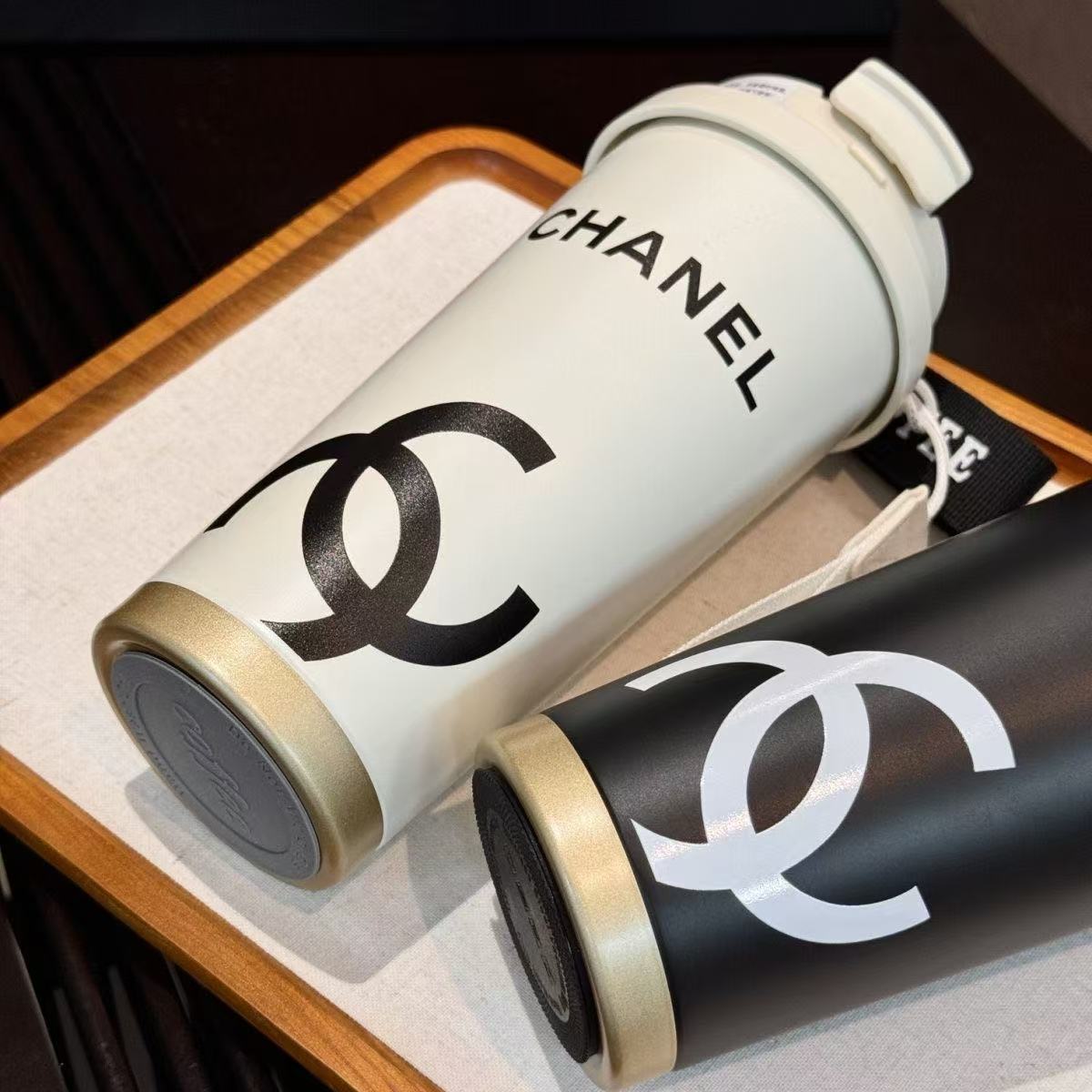 CHANE1 ダブルCステンレス製魔法瓶カップ【 50％割引+送料無料】