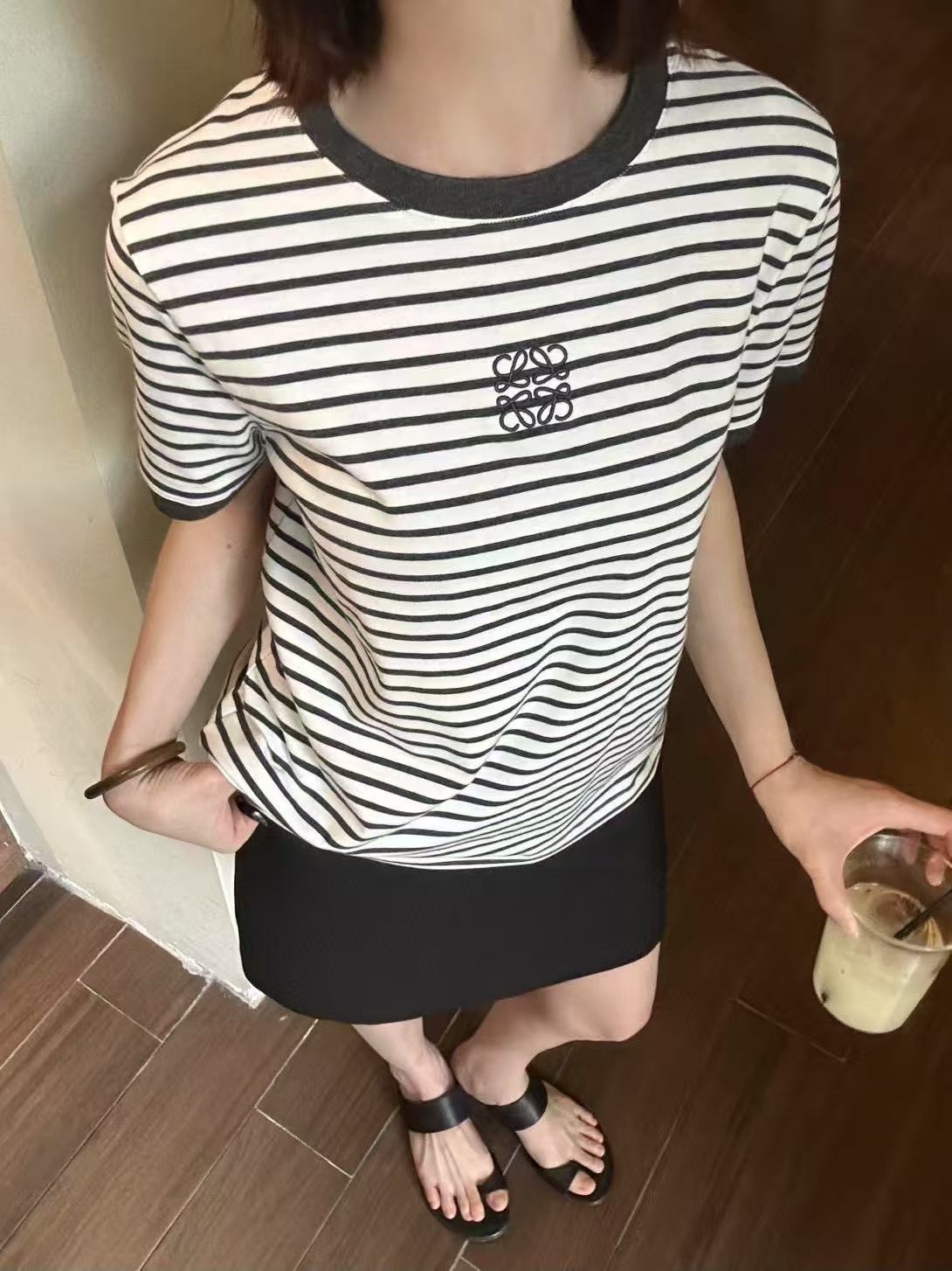 L0WEW 刺繍ロゴ ストライプTシャツ【 50％割引+送料無料】