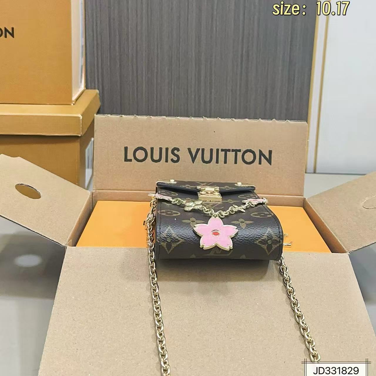 LVチェーン携帯電話バッグ【 50％割引+送料無料】