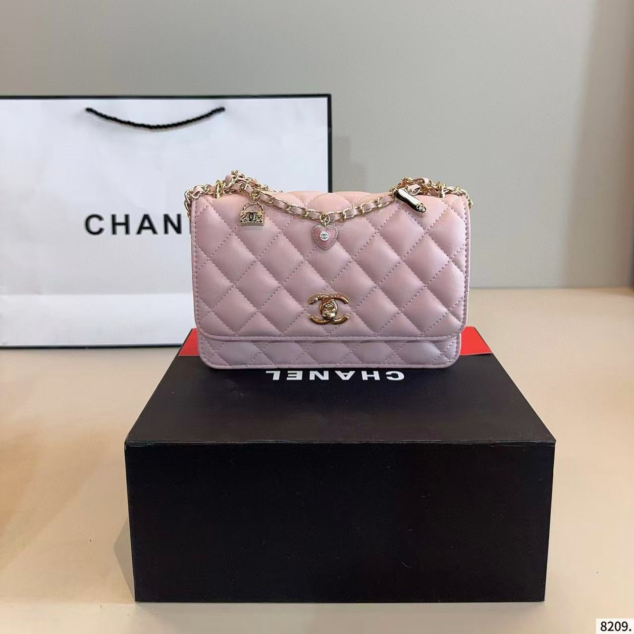 CHANE1 ハートチェーンバッグ【 50％割引+送料無料】