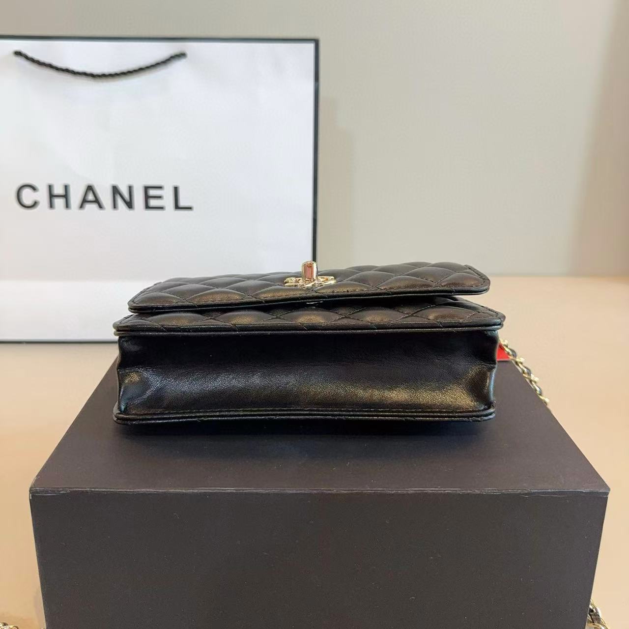 CHANE1 ハートチェーンバッグ【 50％割引+送料無料】