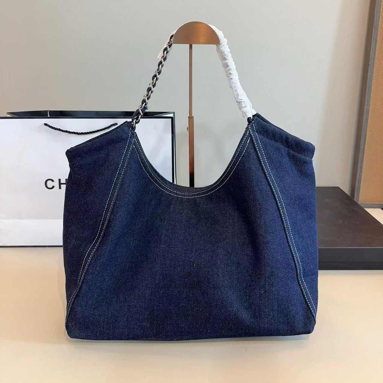 CHANE1 ダブルCパールデニムショッピングバッグ【 50％割引+送料無料】