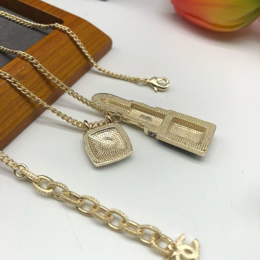 CHANE1 リップスティックネックレス【 50％割引+送料無料】