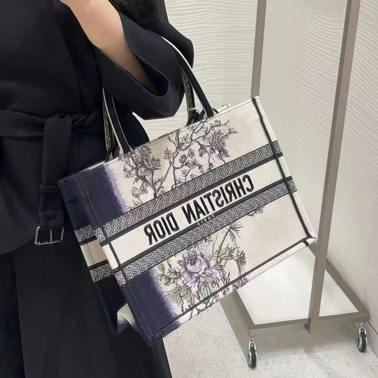 DI0Rプリントトートバッグ【 50％割引+送料無料】