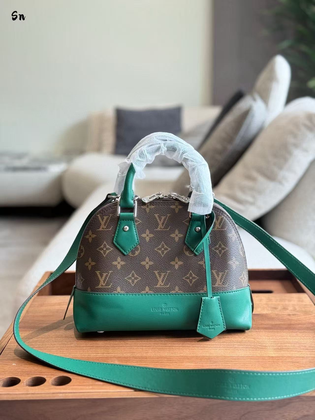 LVシェルバッグ【 50％割引+送料無料】