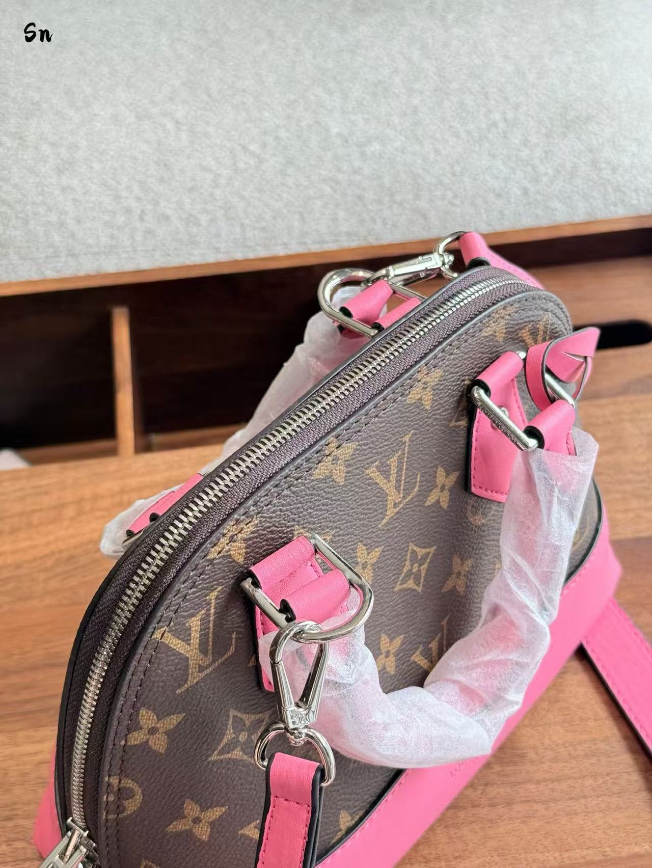 LVシェルバッグ【 50％割引+送料無料】