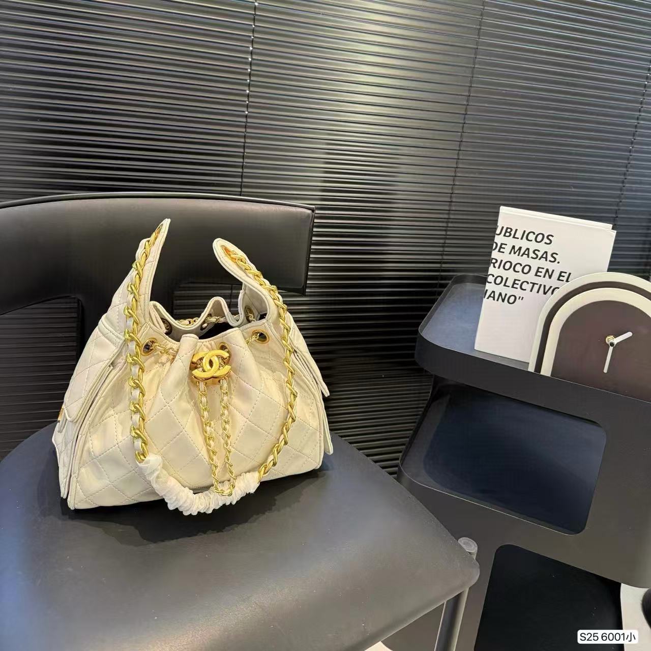 CHANE1 チェーン アンダーアームバッグ【 50％割引+送料無料】