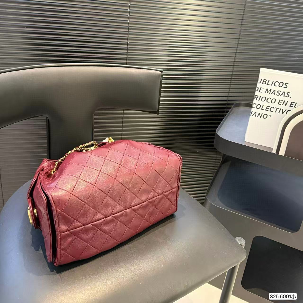 CHANE1 チェーン アンダーアームバッグ【 50％割引+送料無料】